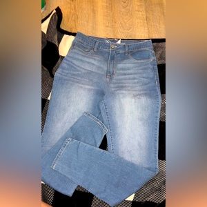 No boundaries skinny jeans size 9